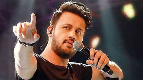 Atif Aslam'ın İstanbul Konseri: Türk Hayranlarıyla Bir Aşk Destanı mı, Yoksa Bir Kafes Mi?