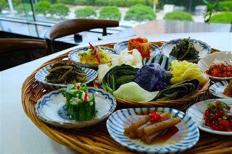 부산 최고 맛집: 바다의 맛과 도시의 정취를 한 번에!